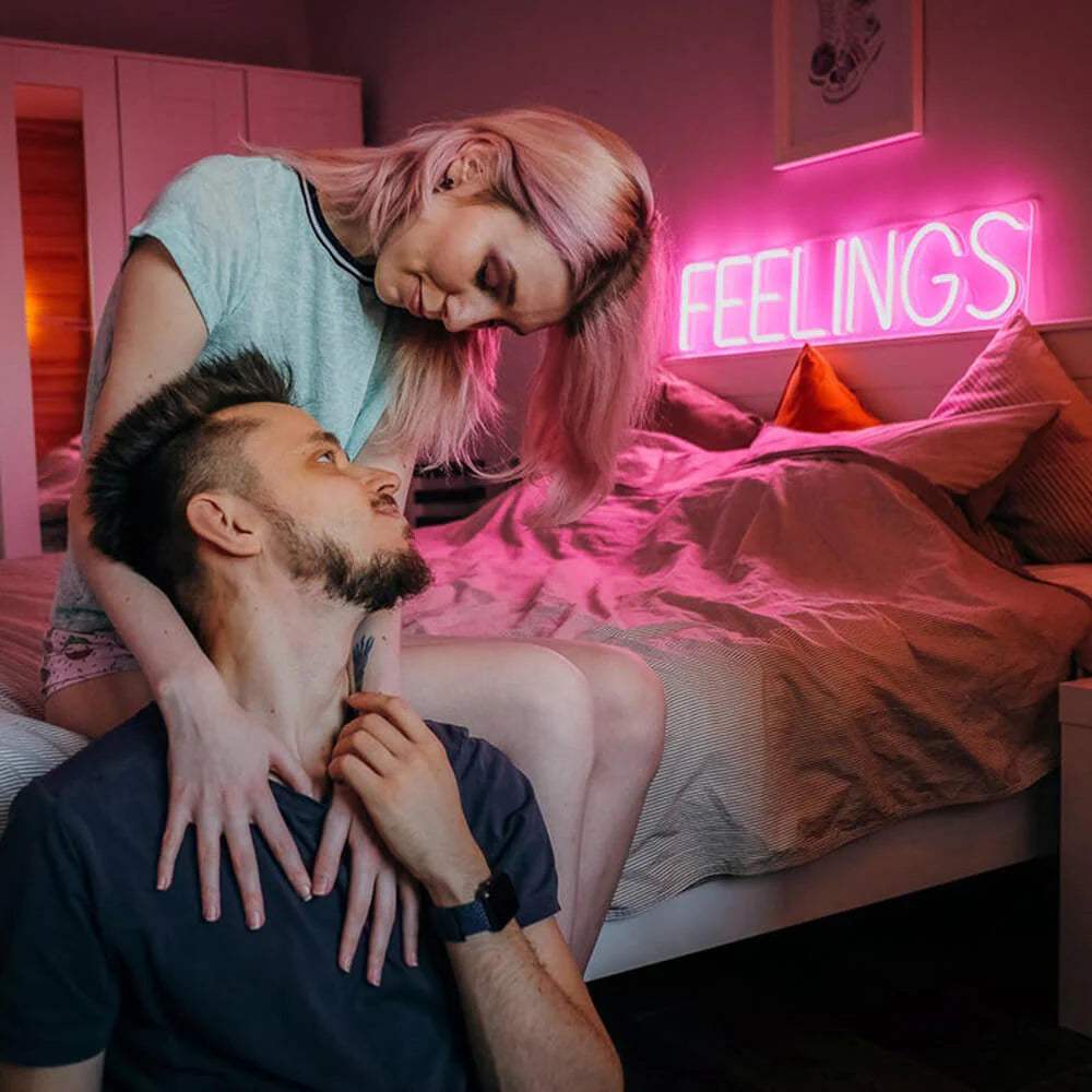 Feelings Neon LED Schild beleuchtet in Pink – Mädchenzimmer Wanddeko