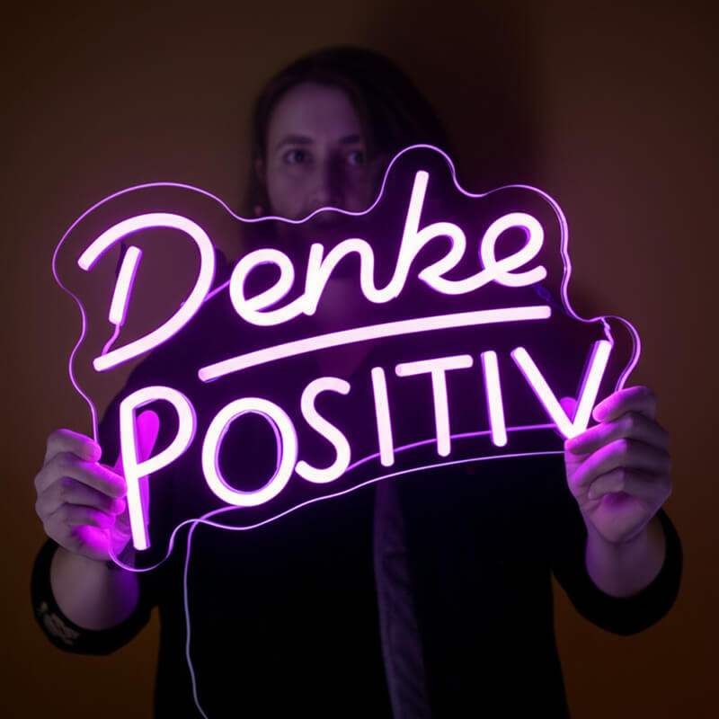Denke Positiv Neon LED Schild USB – Motivations Wanddeko mit deutschem Schriftzug