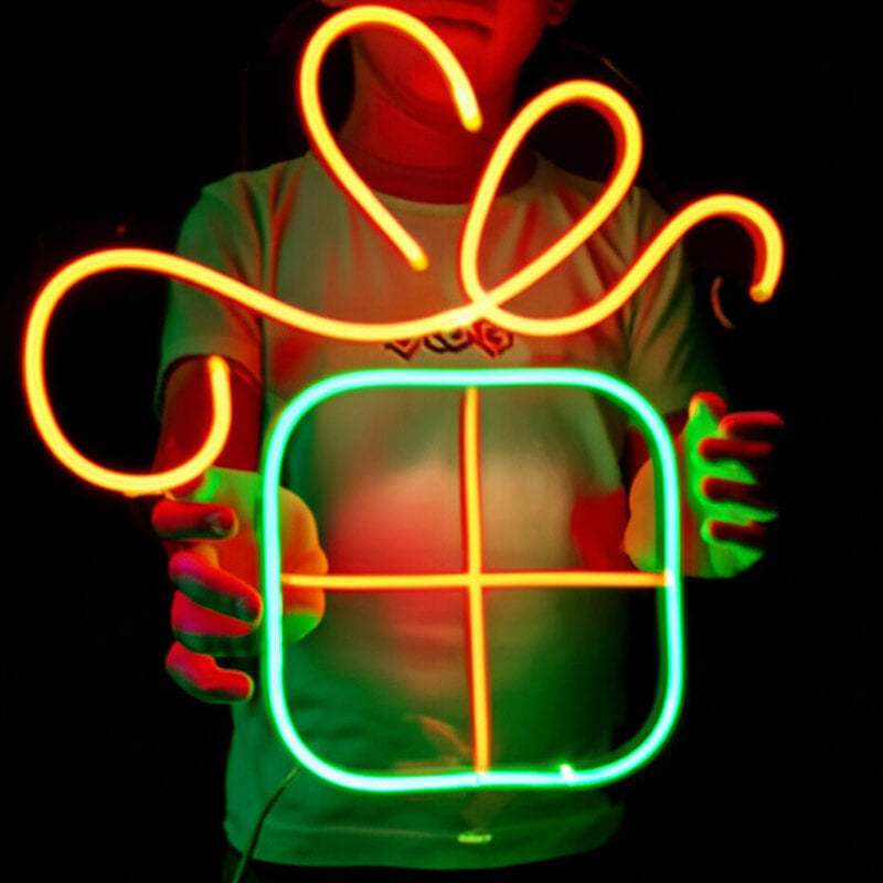 Geschenkbox Neon LED Schild beleuchtet – Weihnachten und Adventszeit Deko