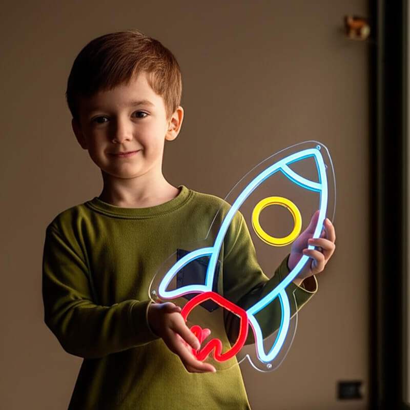 Rakete LED Leuchtschild beleuchtet – Space Wanddeko für kleine Astronauten