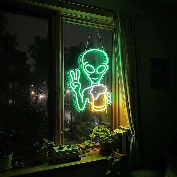 Alien with Beer Neon LED Sign – Dimmable, USB or 12V | Party & Bar Decor