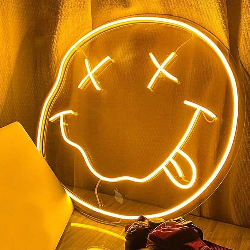 Crazy Smiley Neon LED Schild beleuchtet – Fun-Statement als USB-Leuchtschild