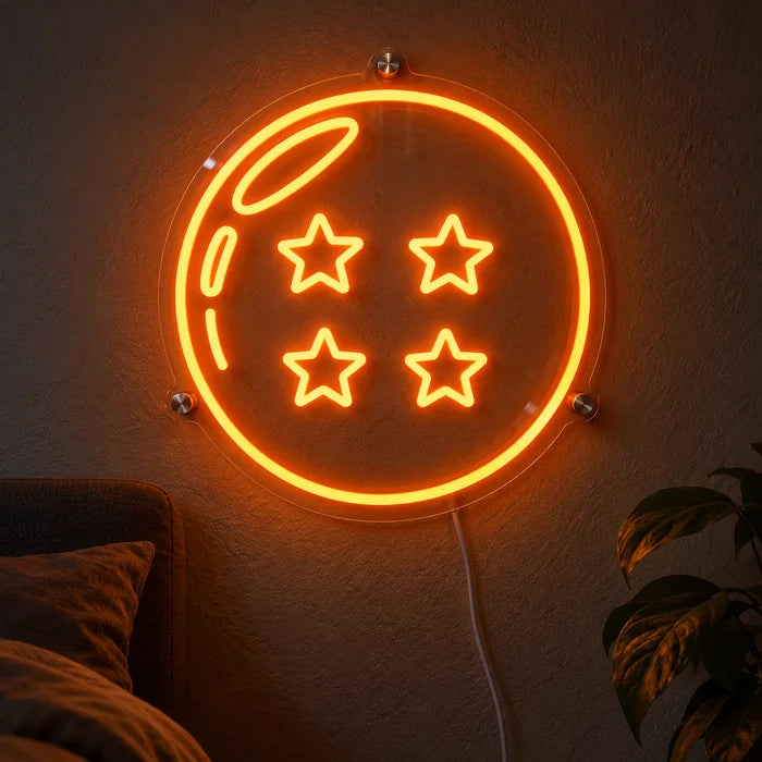 Neon LED-skilt Dragon Ball Firestjernekule lysende på en mørk vegg, nærbilde med tilkoblingskabel