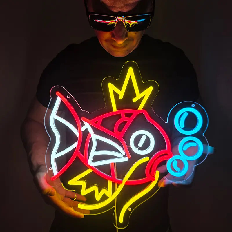 Karpador LED Leuchtschild beleuchtet – Pokémon Gaming Setup Accessoire