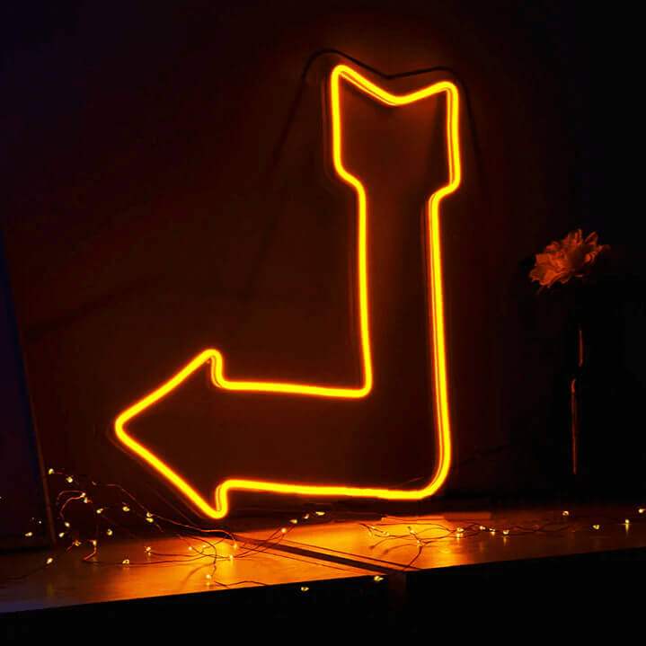 Richtungspfeil LED Wanddeko – Geschenkidee für Architekten und Designer