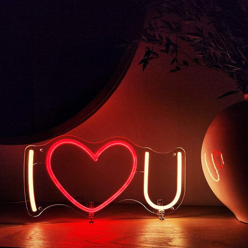 I Love You Neon LED Schild – Studentenzimmer und WG Liebes Statement