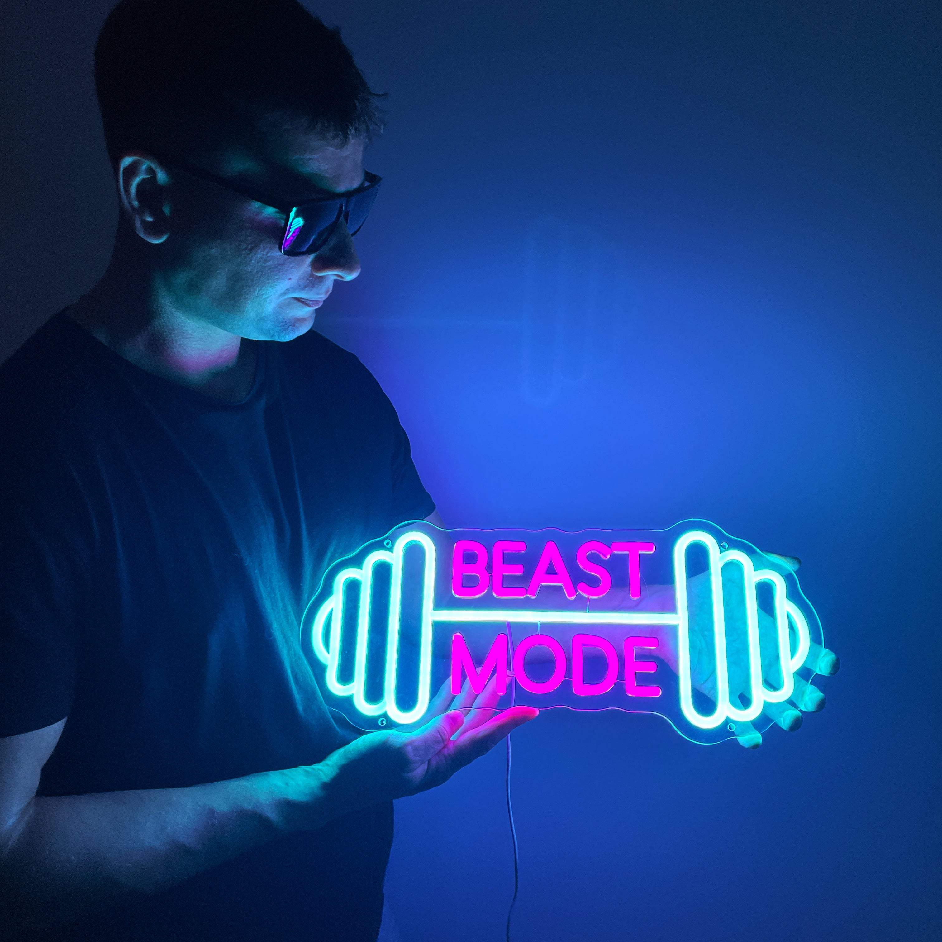 Beast Mode Neon LED Schild beleuchtet – Fitness-Statement als USB-Leuchtschild