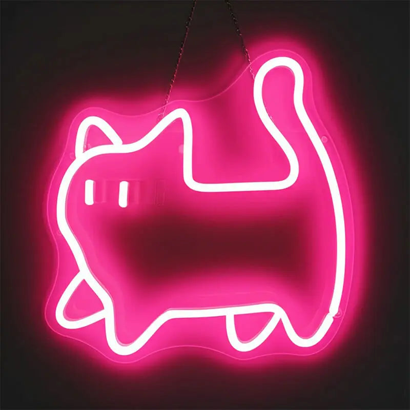 Pinke Katze Neon LED Schild an der Aufhängekette vor dunklem Hintergrund, satter rosa Neonschein rundum