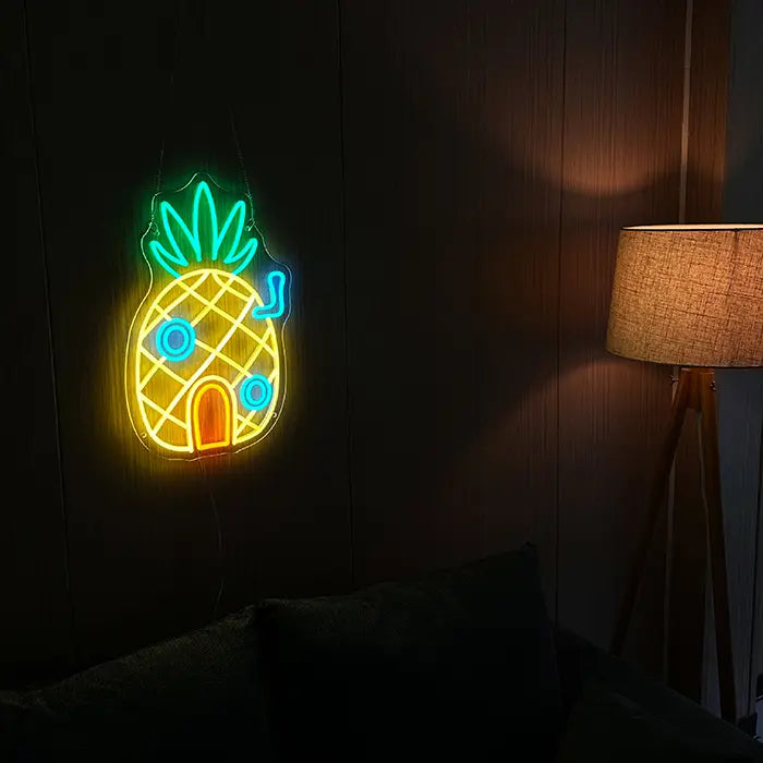 파인애플 하우스 네온 LED 사인 – USB, 밝기 조절 | 스폰지밥 벽 장식
