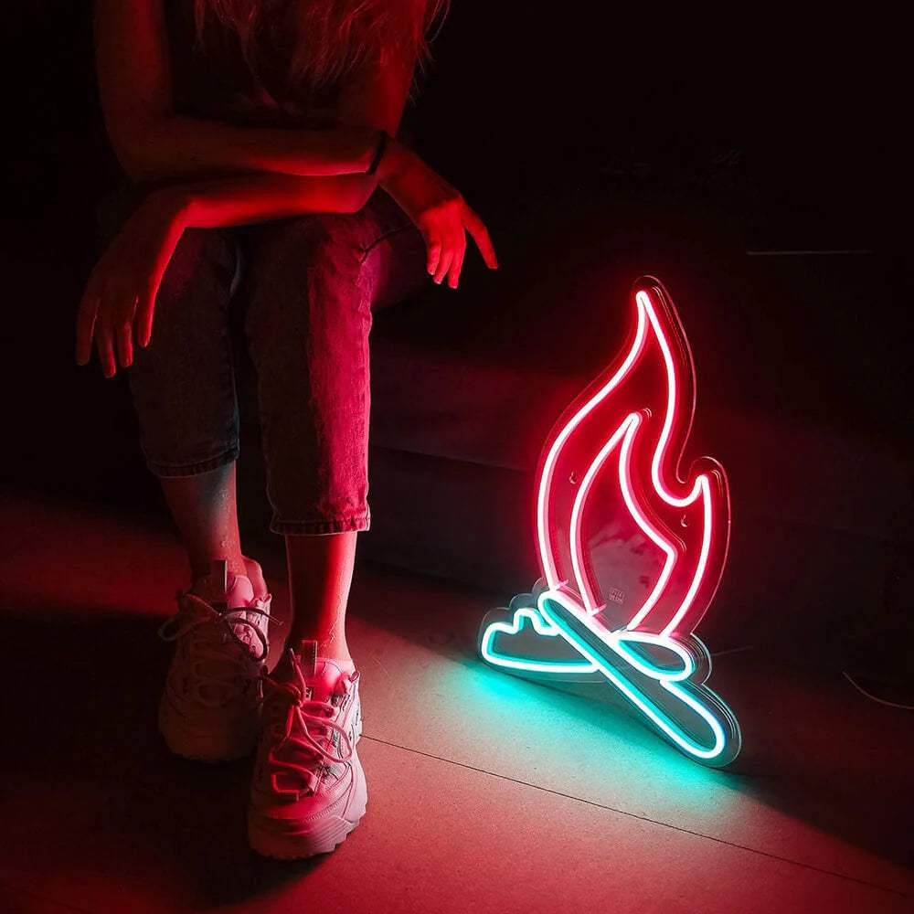 Lagerfeuer Neonschild dimmbar 9 Stufen USB – handgefertigte Natur Deko fürs Wohnzimmer