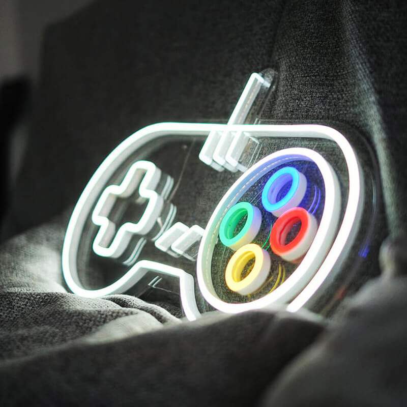 Retro Gaming Controller Neon Sign – Geschenkidee für Old-School Gamer