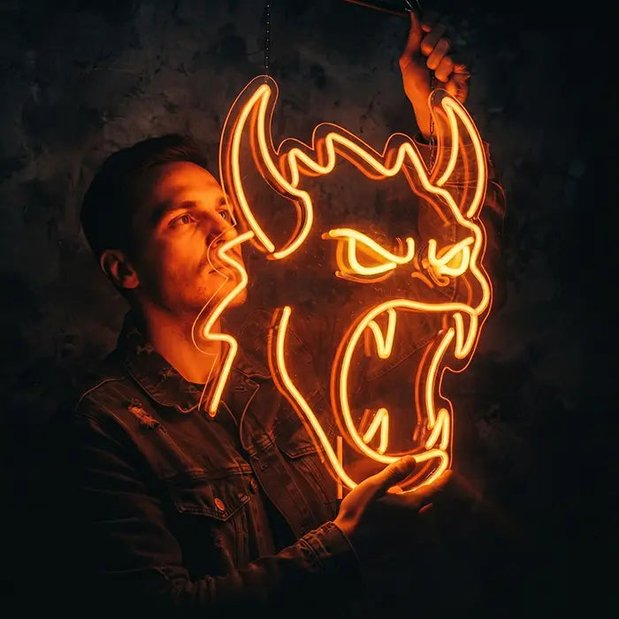 Feuer Dämon (12v)