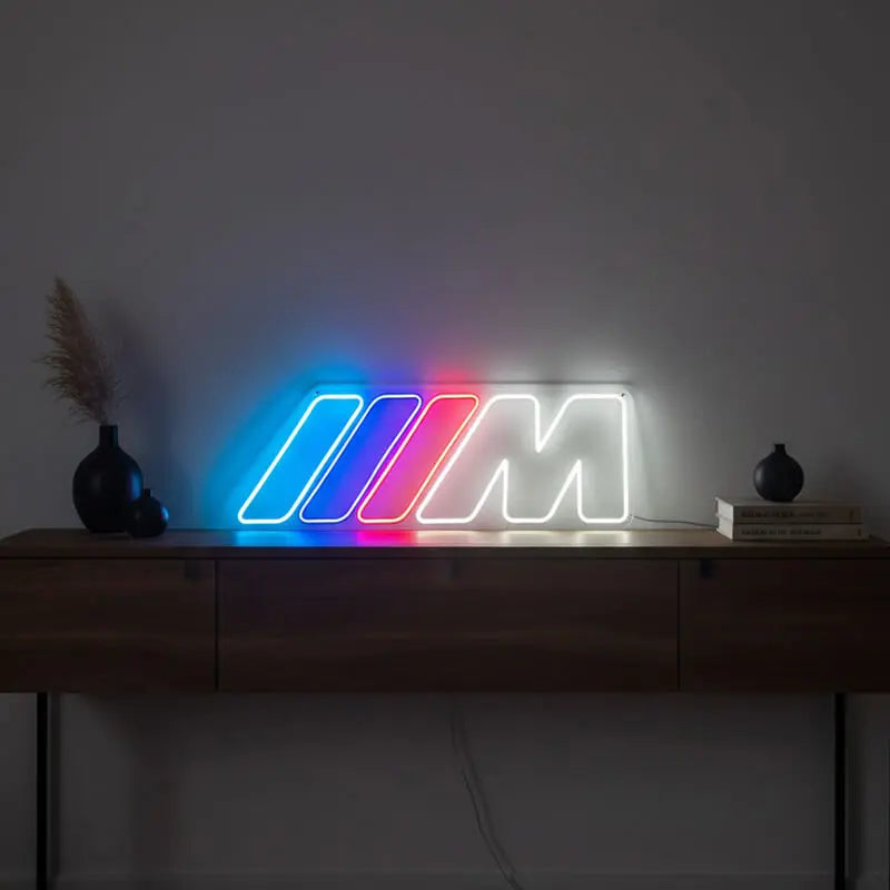 BMW M Logo Leuchtreklame – Auto-Fan Deko fürs Mancave-Setup